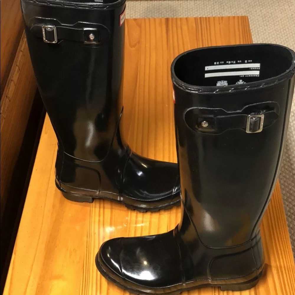 Women’s hunter rain boots glossy black size 7